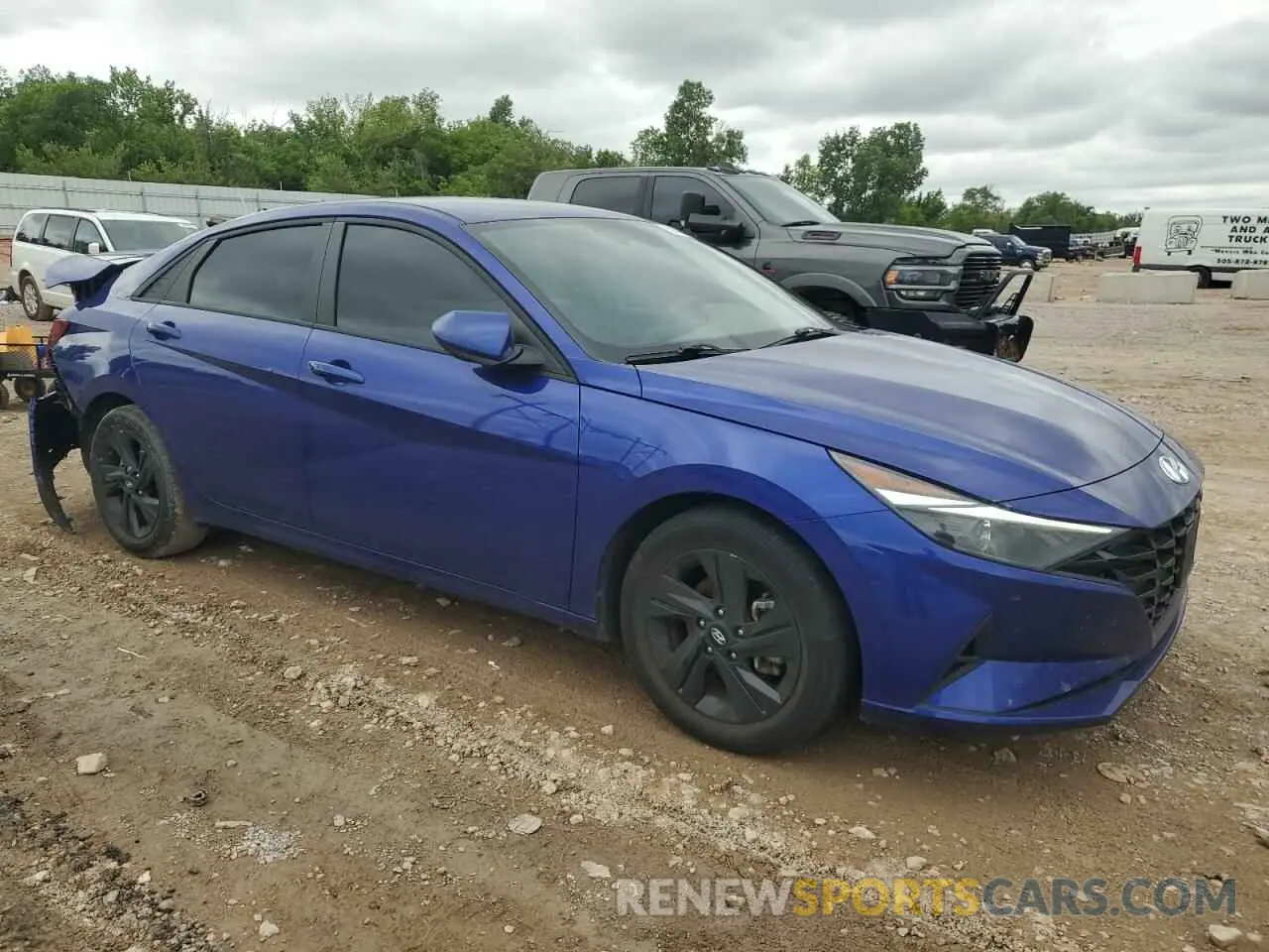 4 Photograph of a damaged car KMHLM4AG0NU330415 HYUNDAI ELANTRA 2022