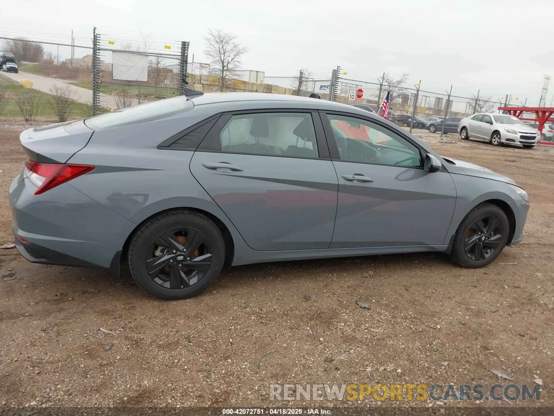 13 Photograph of a damaged car KMHLM4AG0NU343939 HYUNDAI ELANTRA 2022