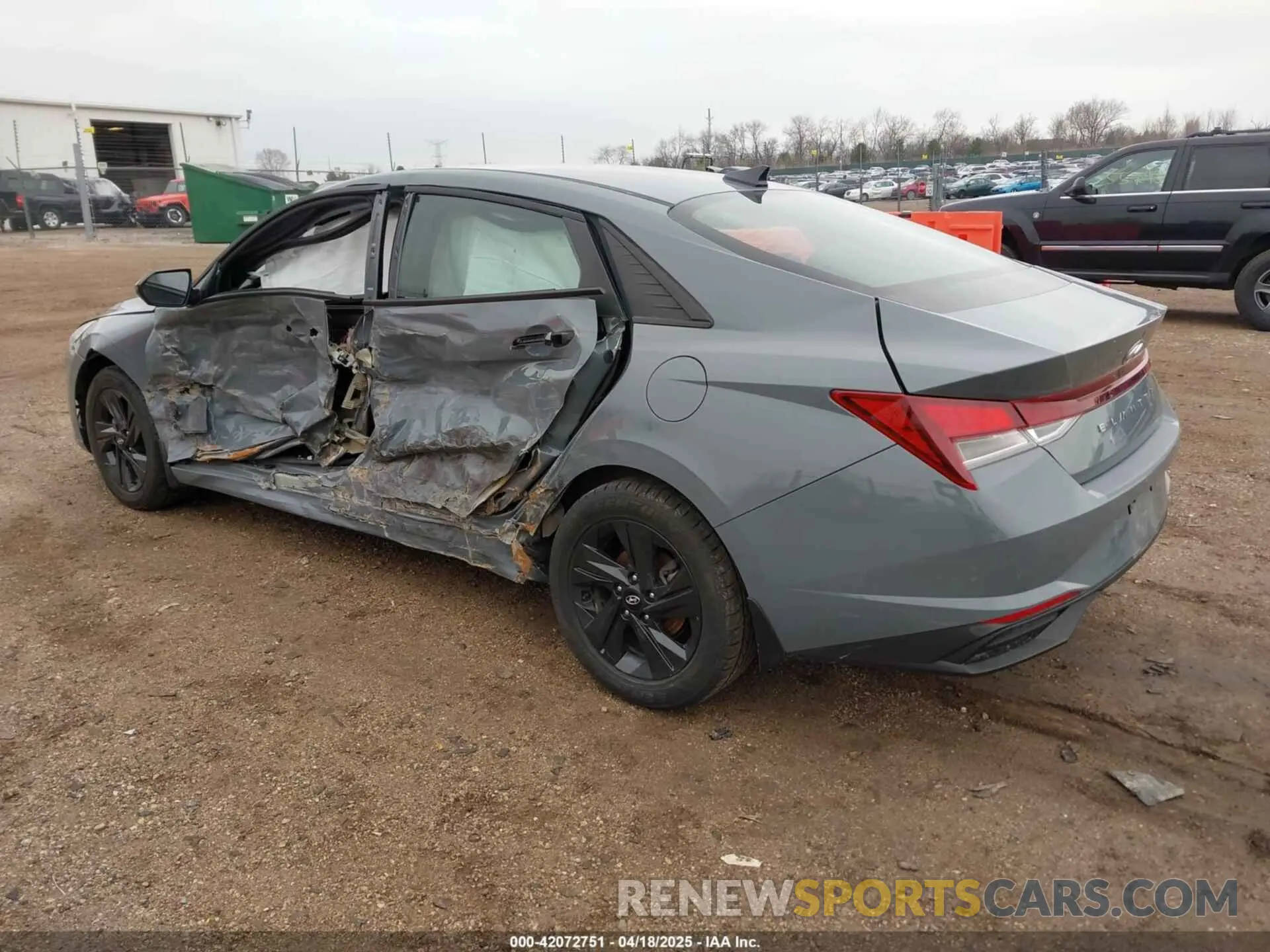 3 Photograph of a damaged car KMHLM4AG0NU343939 HYUNDAI ELANTRA 2022