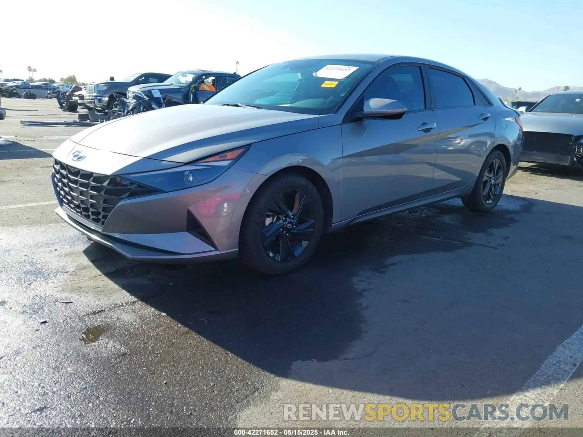 2 Photograph of a damaged car KMHLM4AG1NU292659 HYUNDAI ELANTRA 2022
