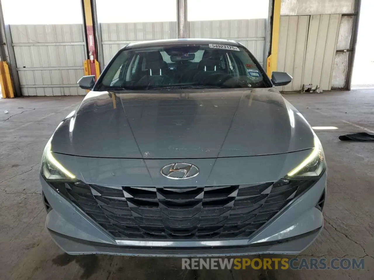 5 Photograph of a damaged car KMHLM4AG1NU330035 HYUNDAI ELANTRA 2022