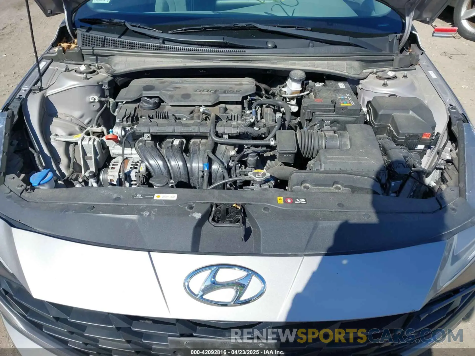 10 Photograph of a damaged car KMHLM4AG1NU365030 HYUNDAI ELANTRA 2022