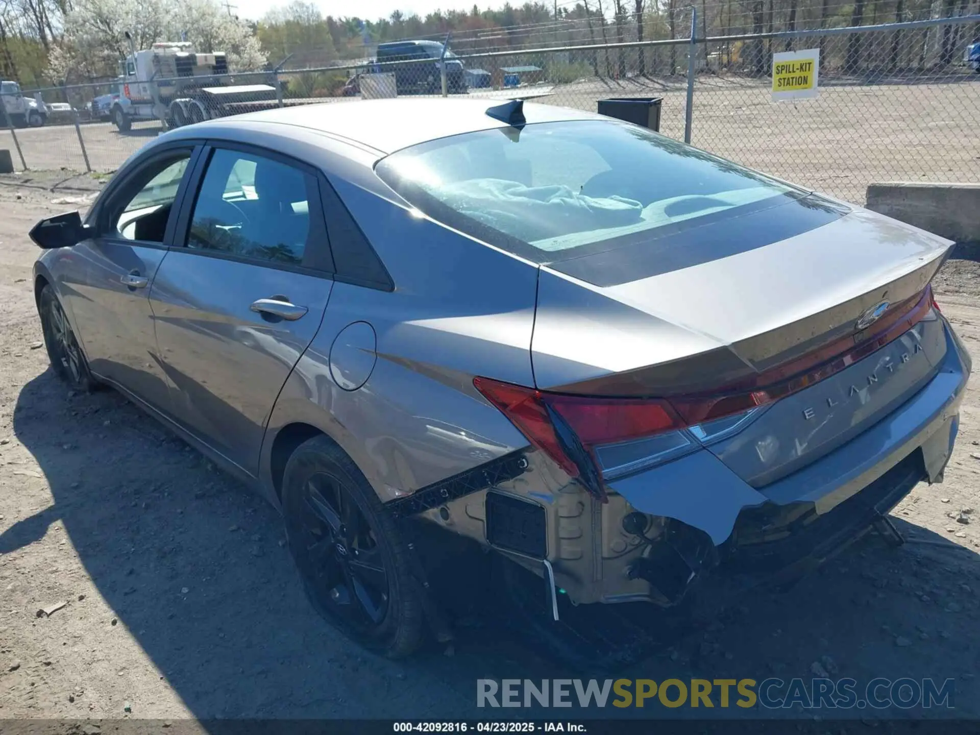 3 Photograph of a damaged car KMHLM4AG1NU365030 HYUNDAI ELANTRA 2022