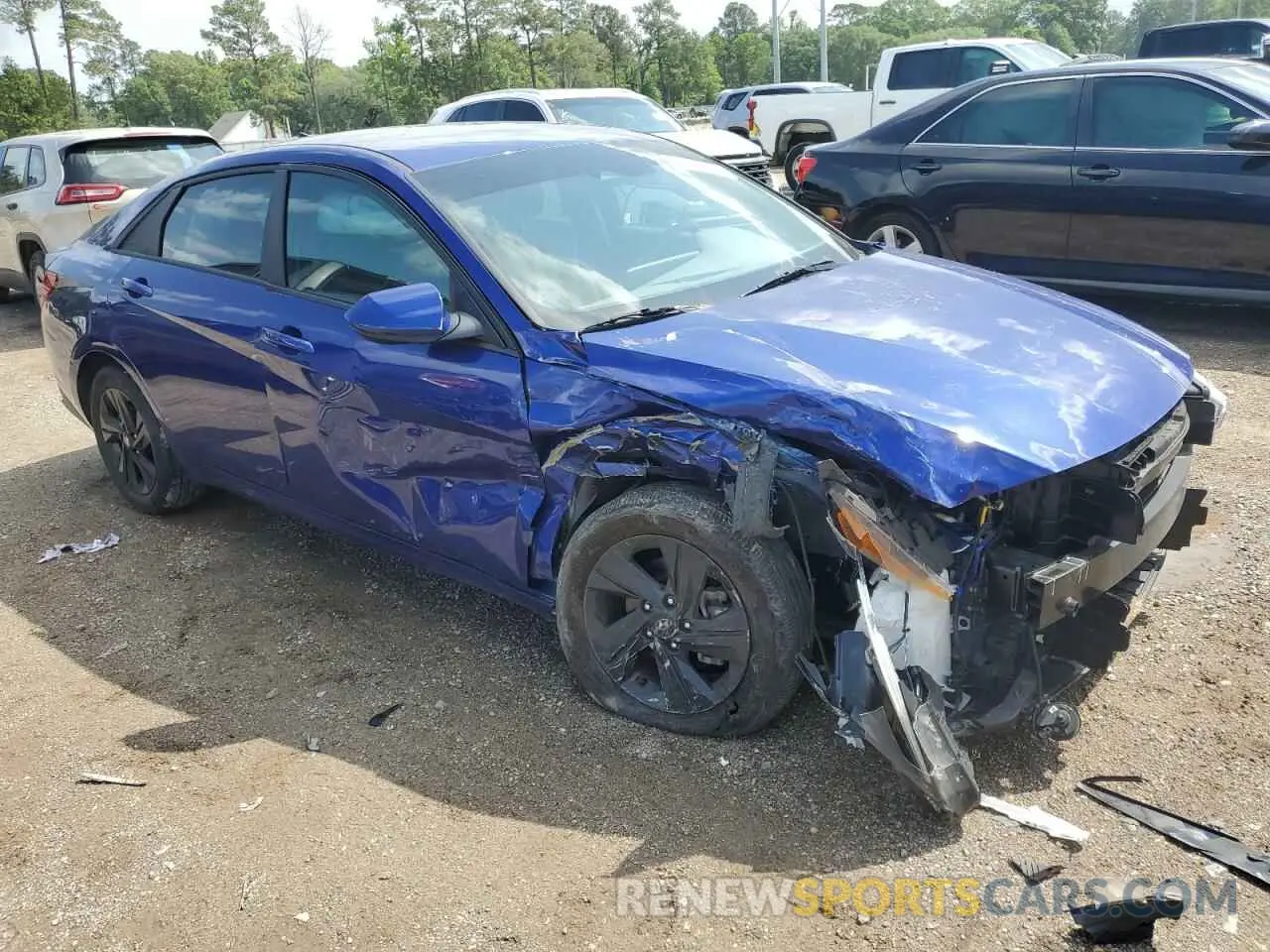 4 Photograph of a damaged car KMHLM4AG2NU239923 HYUNDAI ELANTRA 2022