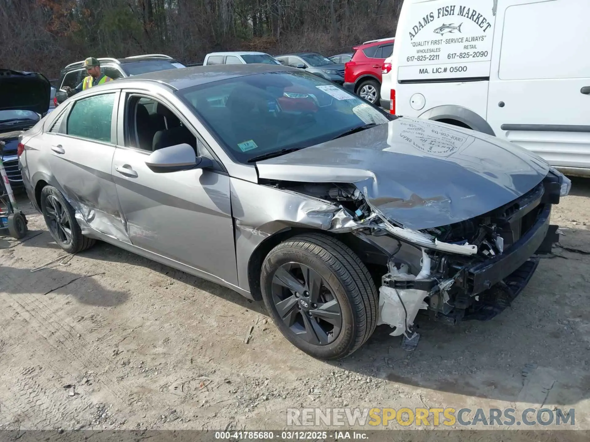 1 Photograph of a damaged car KMHLM4AG2NU286496 HYUNDAI ELANTRA 2022