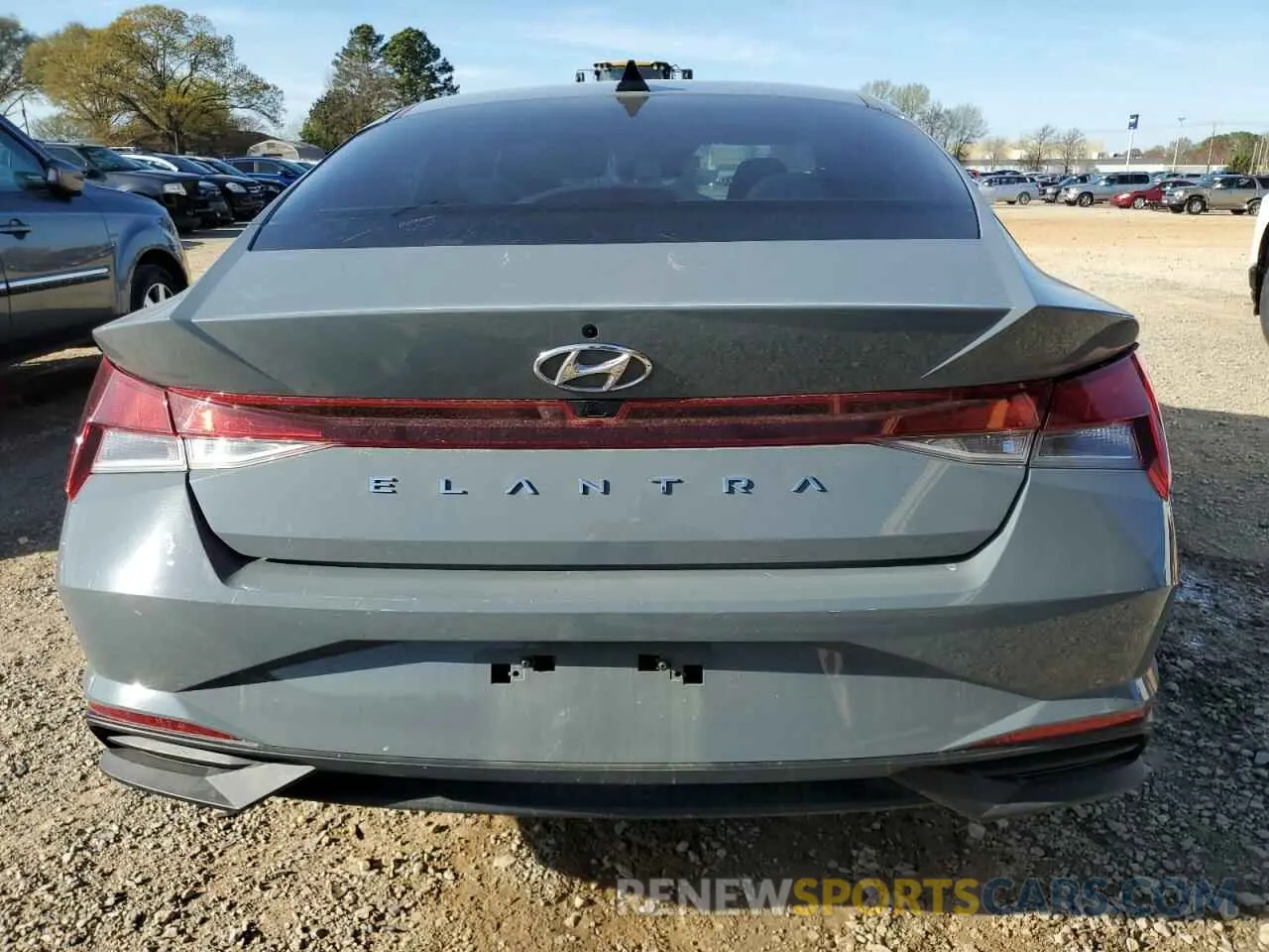 6 Photograph of a damaged car KMHLM4AG2NU322171 HYUNDAI ELANTRA 2022