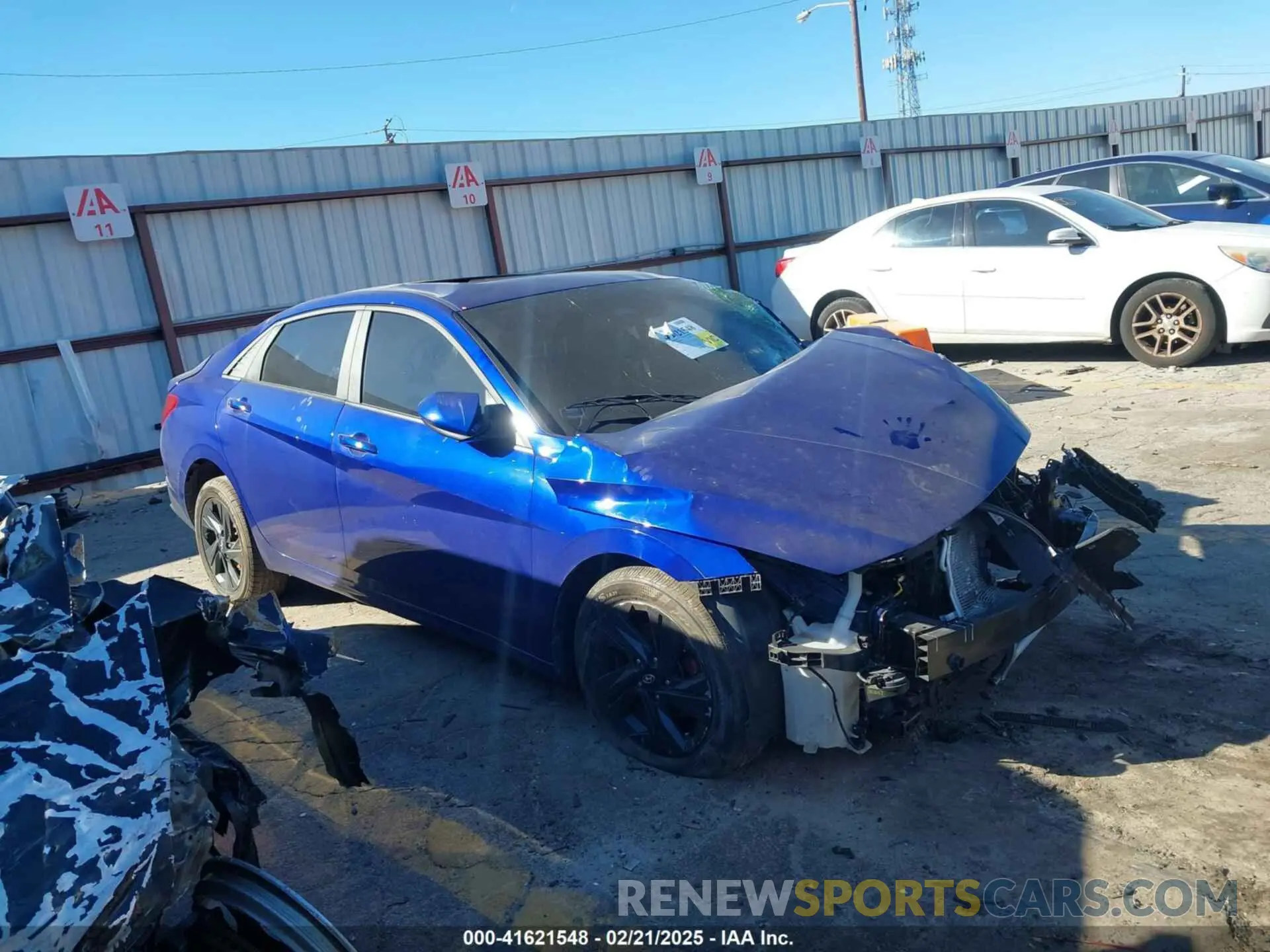 1 Photograph of a damaged car KMHLM4AG2NU339133 HYUNDAI ELANTRA 2022