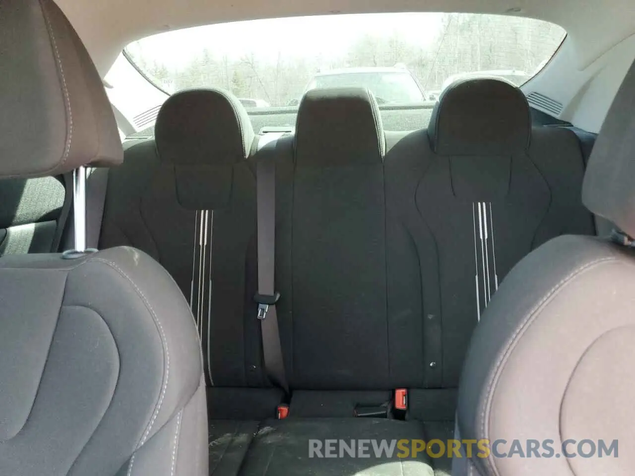 10 Photograph of a damaged car KMHLM4AG3NU282974 HYUNDAI ELANTRA 2022