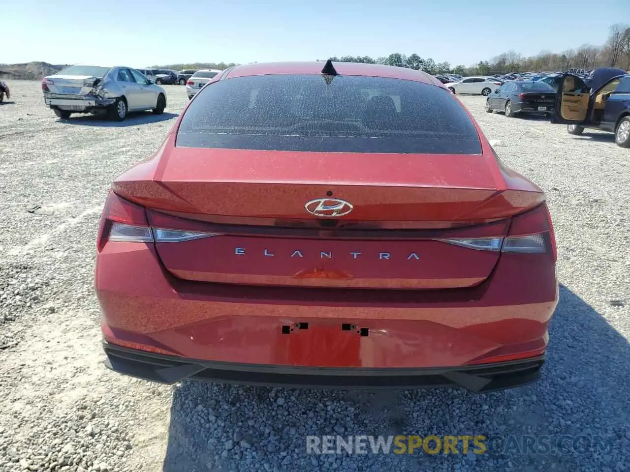 6 Photograph of a damaged car KMHLM4AG3NU331137 HYUNDAI ELANTRA 2022
