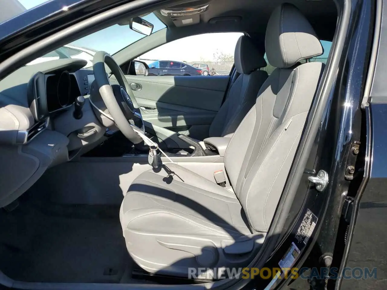 7 Photograph of a damaged car KMHLM4AG3NU344678 HYUNDAI ELANTRA 2022