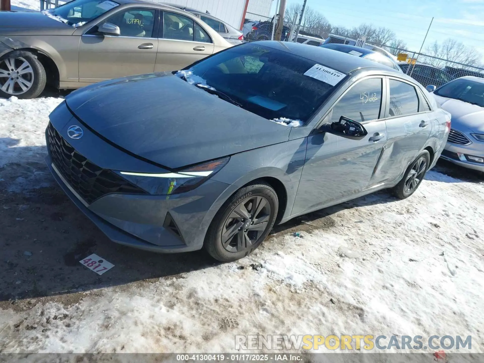 2 Photograph of a damaged car KMHLM4AG4NU245285 HYUNDAI ELANTRA 2022