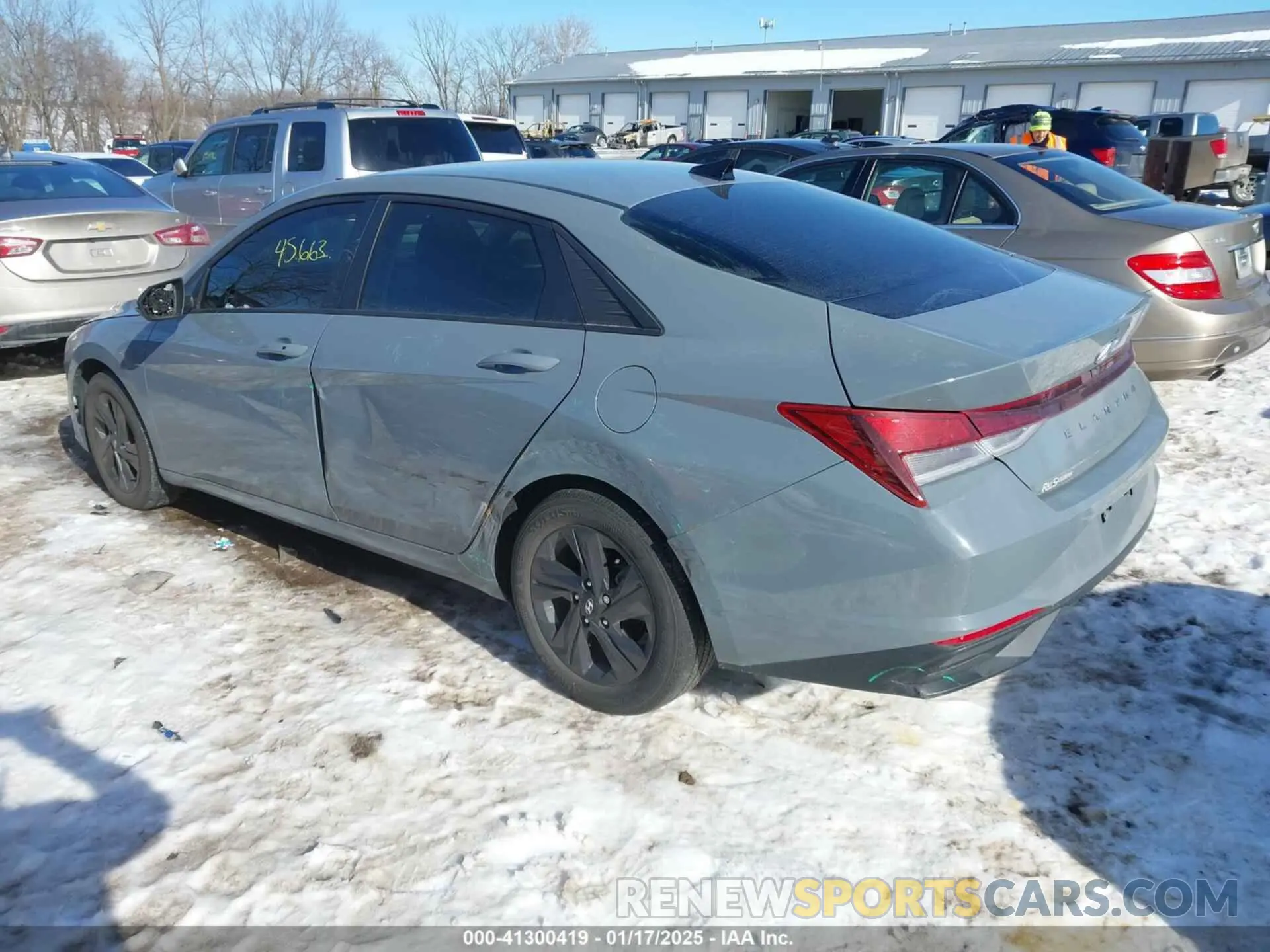 3 Photograph of a damaged car KMHLM4AG4NU245285 HYUNDAI ELANTRA 2022