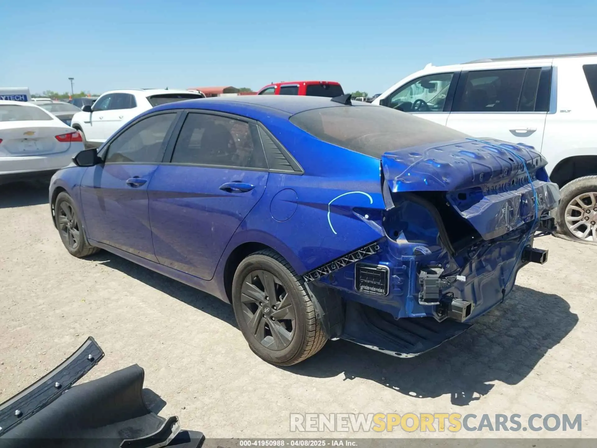 3 Photograph of a damaged car KMHLM4AG4NU308921 HYUNDAI ELANTRA 2022