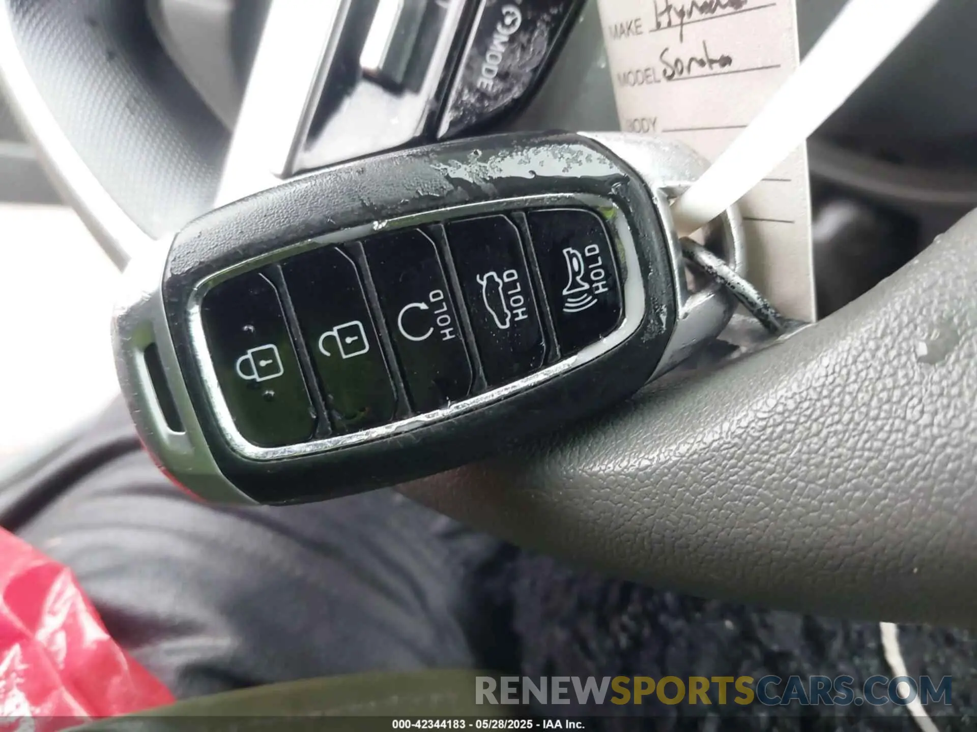 11 Photograph of a damaged car KMHLM4AG4NU353146 HYUNDAI ELANTRA 2022