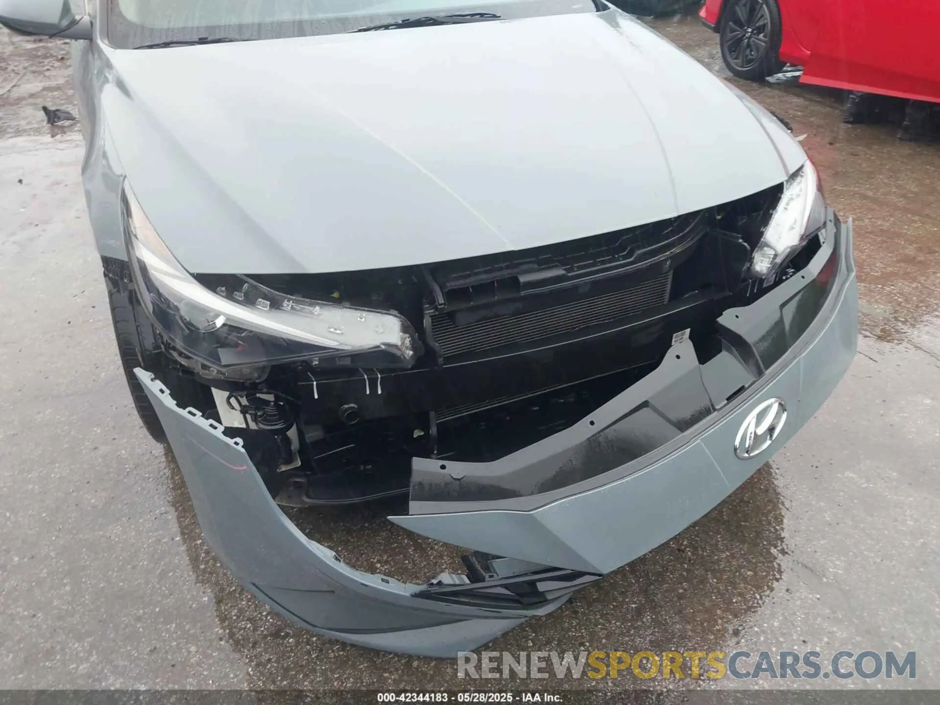18 Photograph of a damaged car KMHLM4AG4NU353146 HYUNDAI ELANTRA 2022