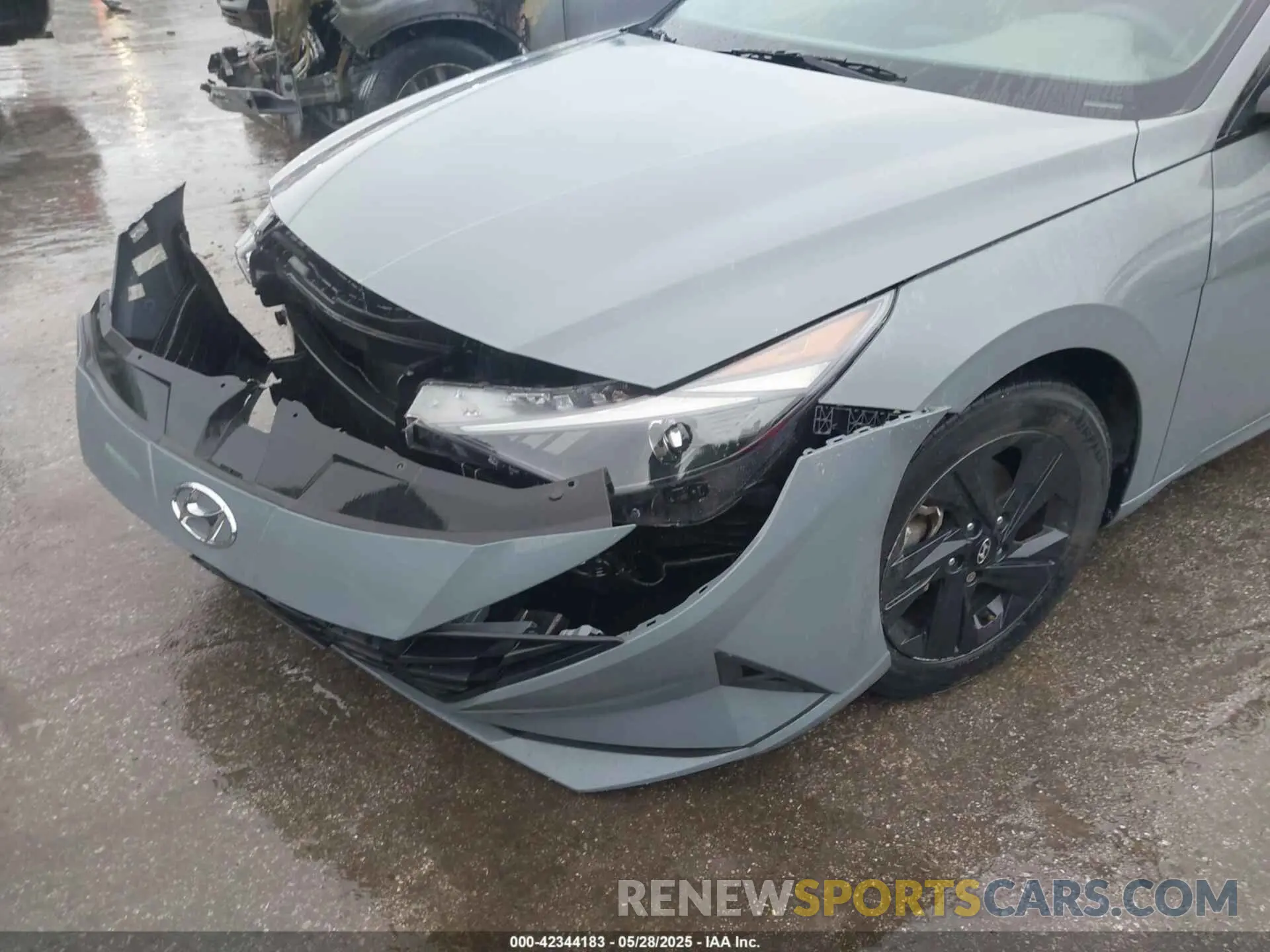 6 Photograph of a damaged car KMHLM4AG4NU353146 HYUNDAI ELANTRA 2022