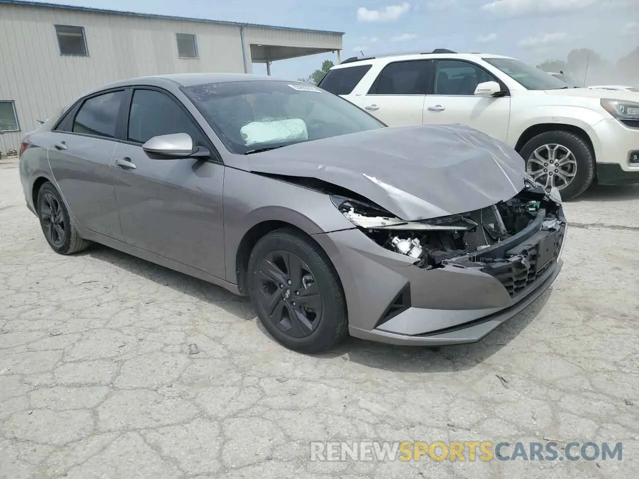 4 Photograph of a damaged car KMHLM4AG5NU266503 HYUNDAI ELANTRA 2022