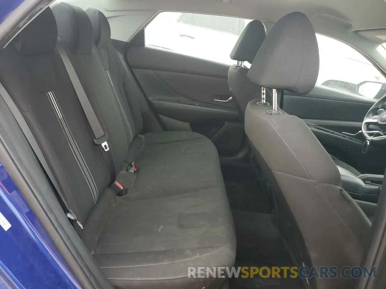 10 Photograph of a damaged car KMHLM4AG5NU296889 HYUNDAI ELANTRA 2022