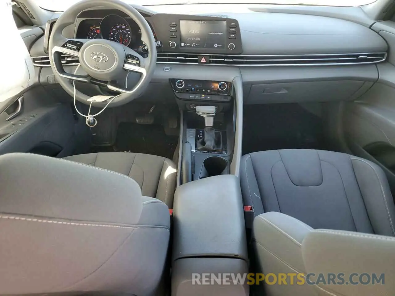 8 Photograph of a damaged car KMHLM4AG6NU218346 HYUNDAI ELANTRA 2022