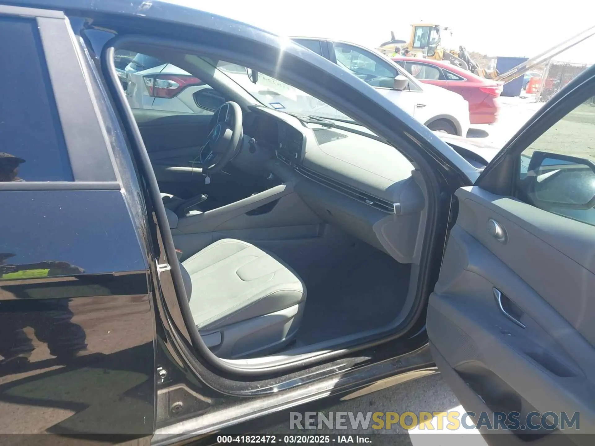 5 Photograph of a damaged car KMHLM4AG6NU224633 HYUNDAI ELANTRA 2022