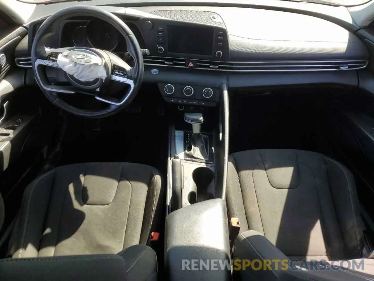 8 Photograph of a damaged car KMHLM4AG6NU286100 HYUNDAI ELANTRA 2022