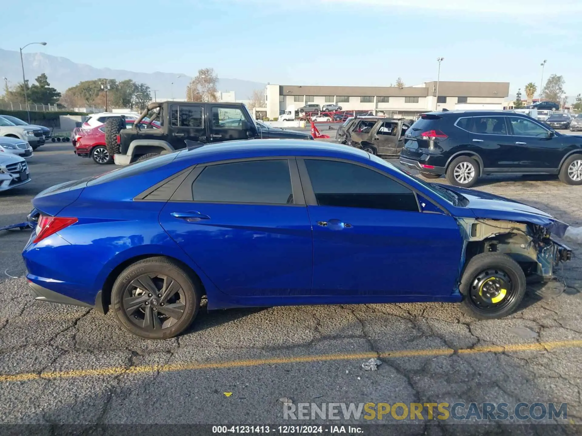 14 Photograph of a damaged car KMHLM4AG6NU337708 HYUNDAI ELANTRA 2022