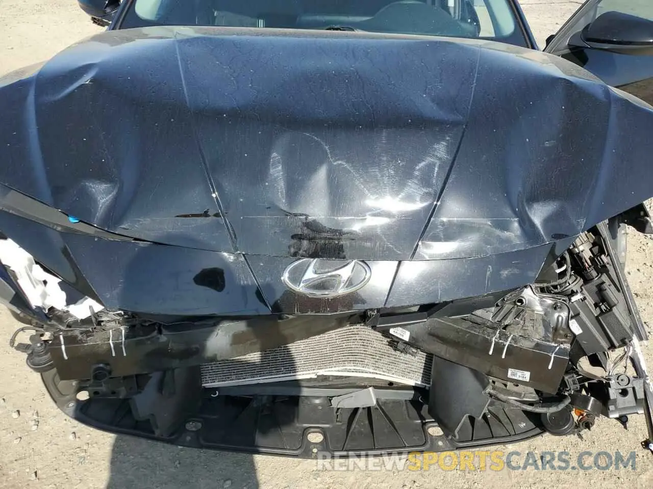 13 Photograph of a damaged car KMHLM4AG6NU357165 HYUNDAI ELANTRA 2022