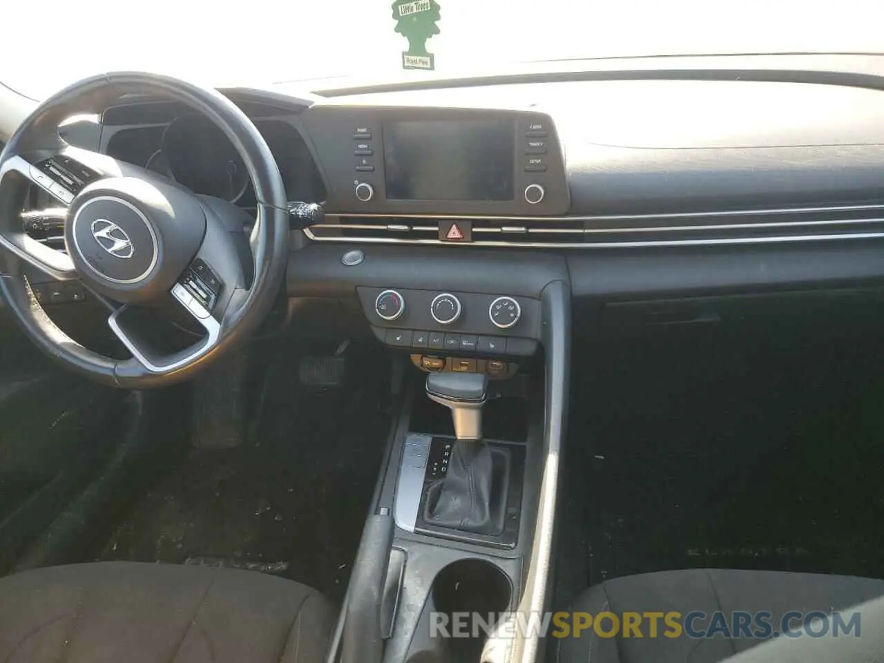 8 Photograph of a damaged car KMHLM4AG6NU362706 HYUNDAI ELANTRA 2022