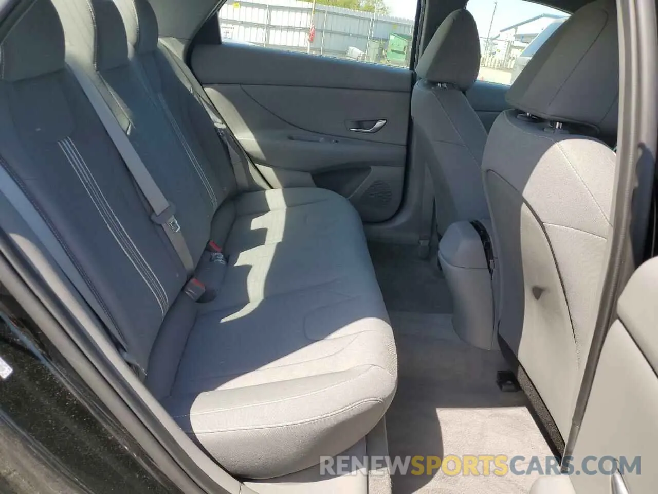 10 Photograph of a damaged car KMHLM4AG7NU243840 HYUNDAI ELANTRA 2022