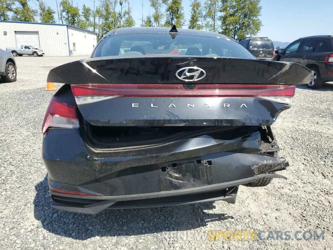 6 Photograph of a damaged car KMHLM4AG7NU243840 HYUNDAI ELANTRA 2022