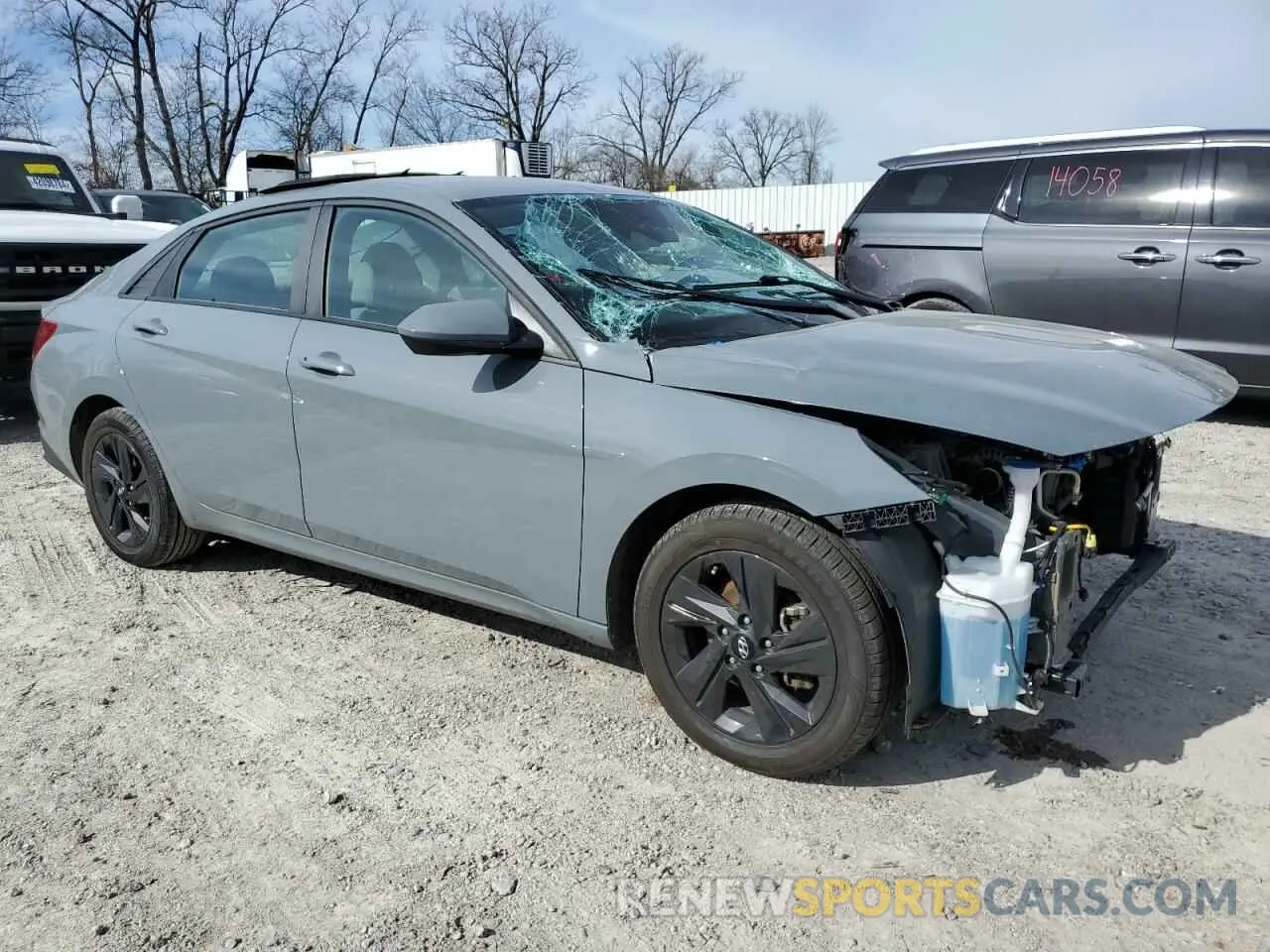 4 Photograph of a damaged car KMHLM4AG7NU256264 HYUNDAI ELANTRA 2022