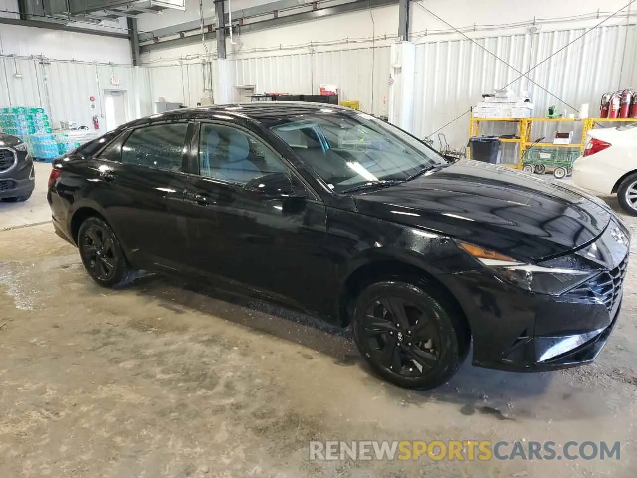 4 Photograph of a damaged car KMHLM4AG7NU322652 HYUNDAI ELANTRA 2022