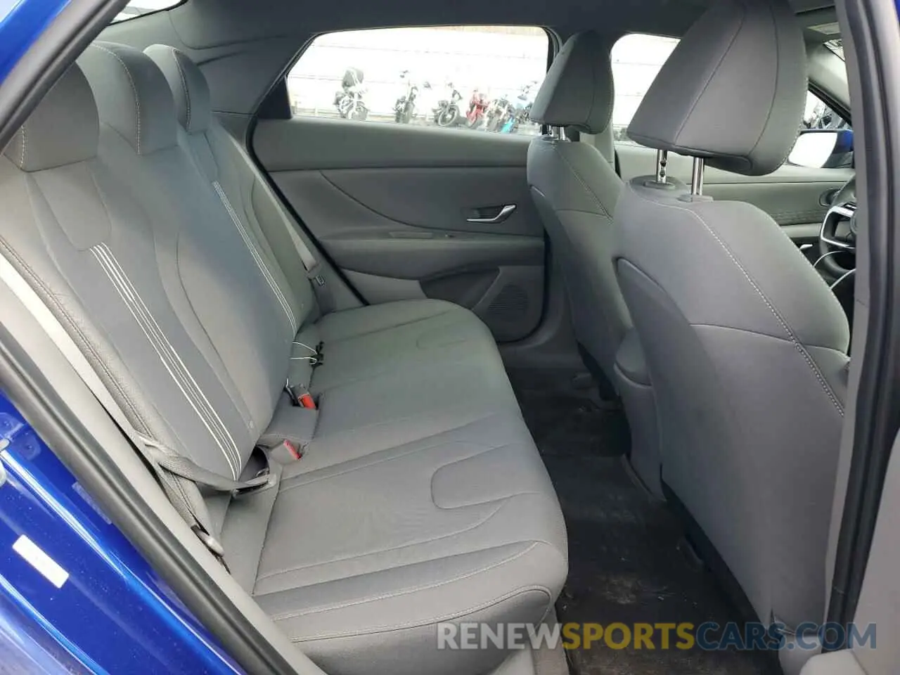 10 Photograph of a damaged car KMHLM4AG8NU312972 HYUNDAI ELANTRA 2022