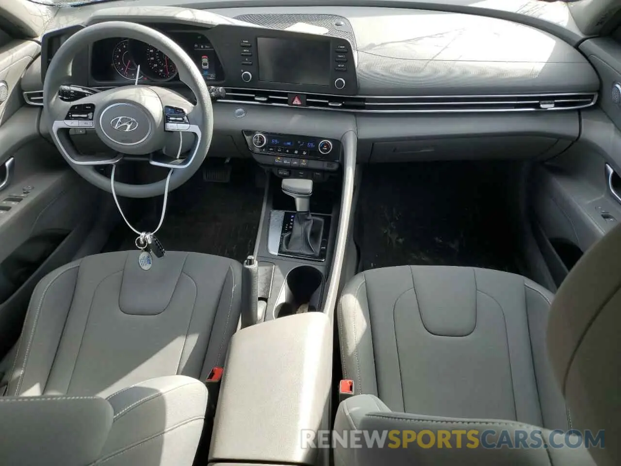 8 Photograph of a damaged car KMHLM4AG8NU312972 HYUNDAI ELANTRA 2022