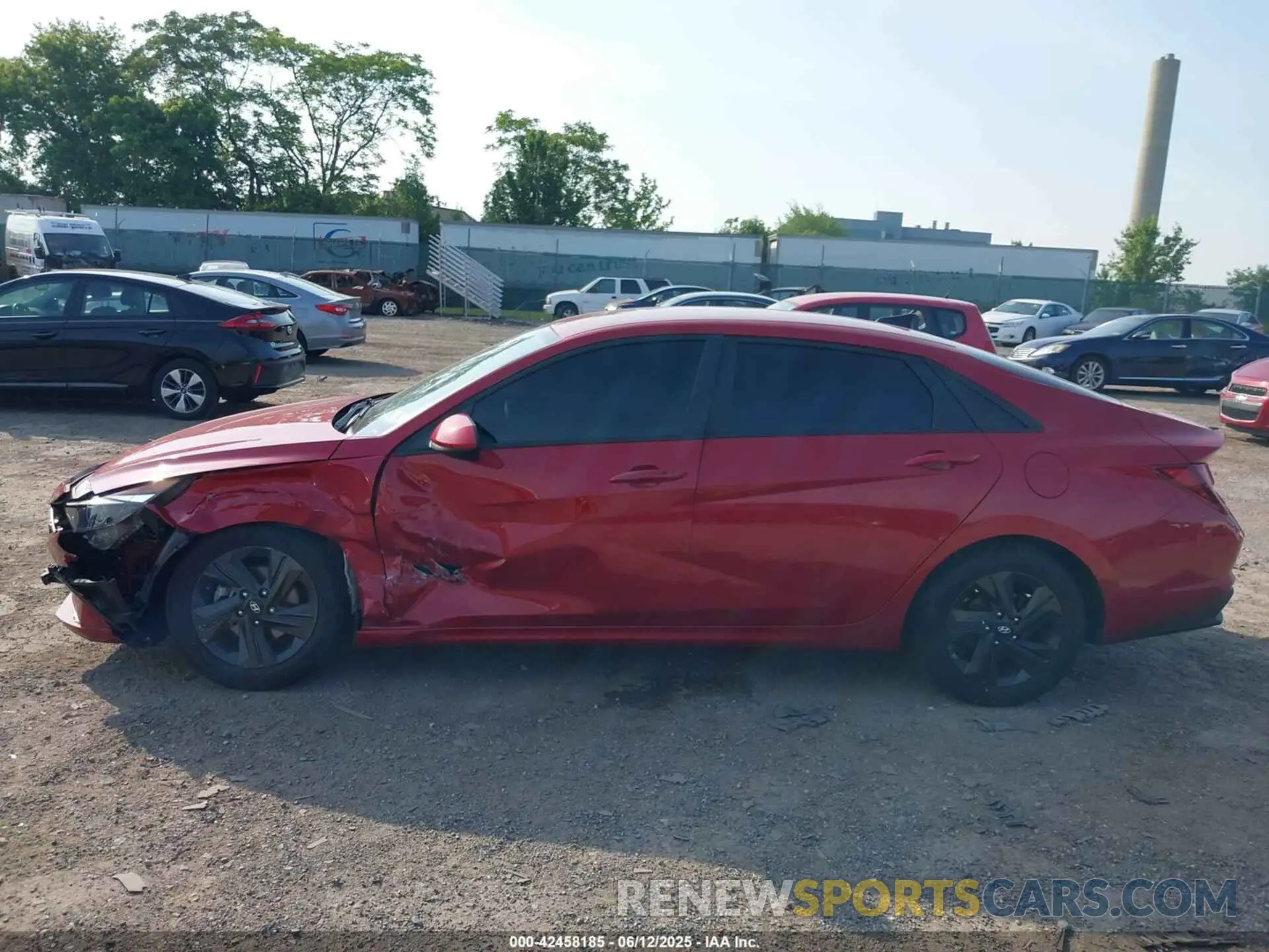 13 Photograph of a damaged car KMHLM4AG8NU333594 HYUNDAI ELANTRA 2022