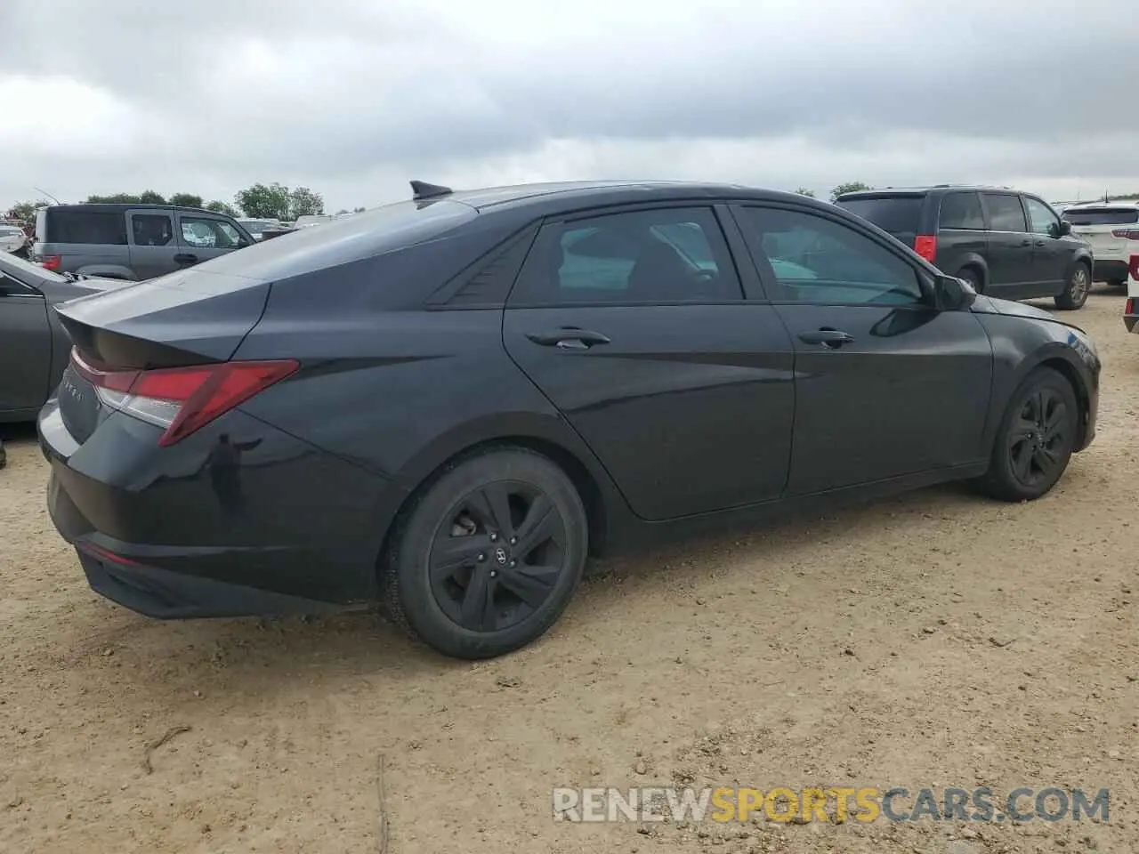 3 Photograph of a damaged car KMHLM4AG9NU225341 HYUNDAI ELANTRA 2022