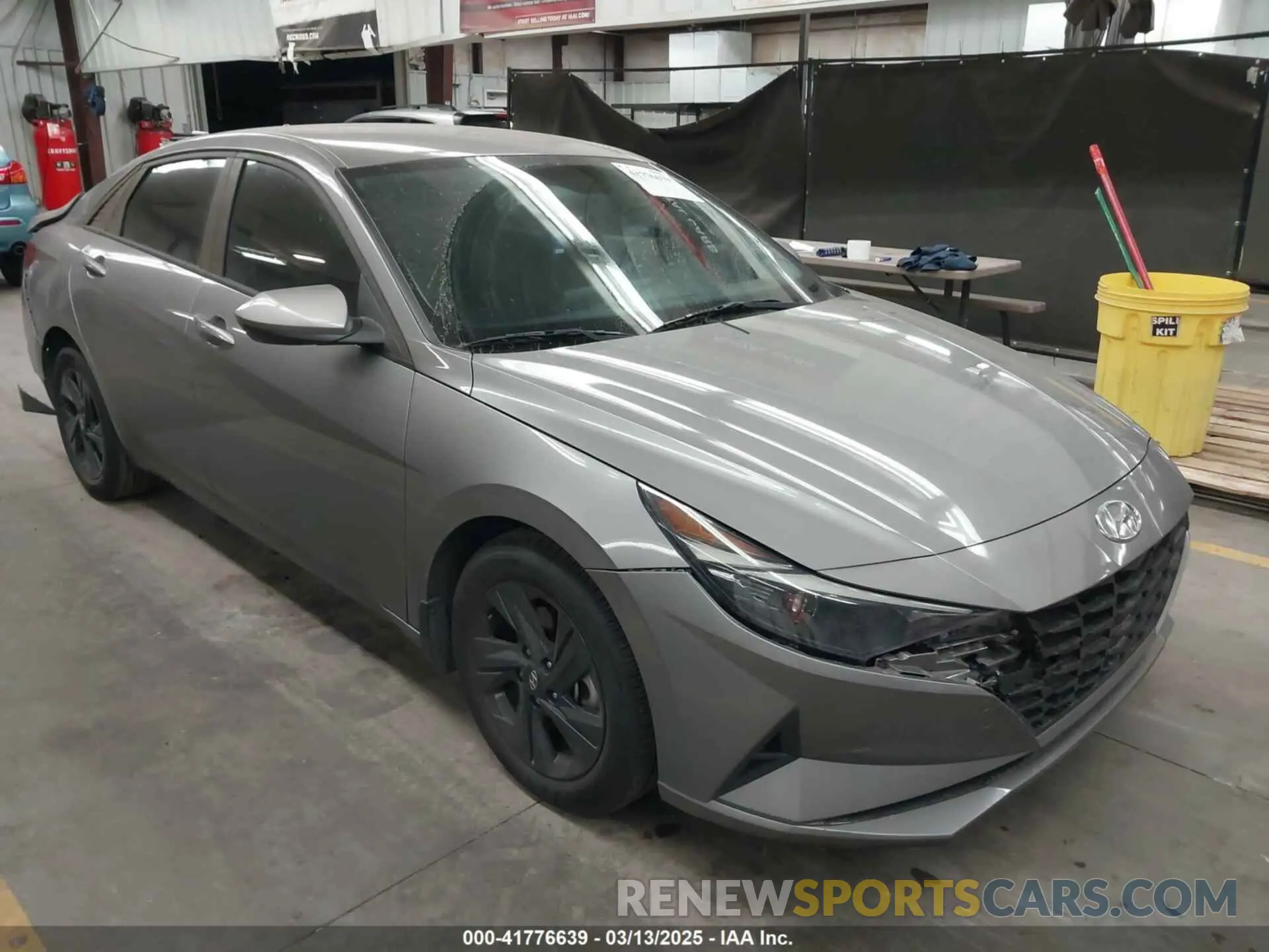 1 Photograph of a damaged car KMHLM4AG9NU271624 HYUNDAI ELANTRA 2022