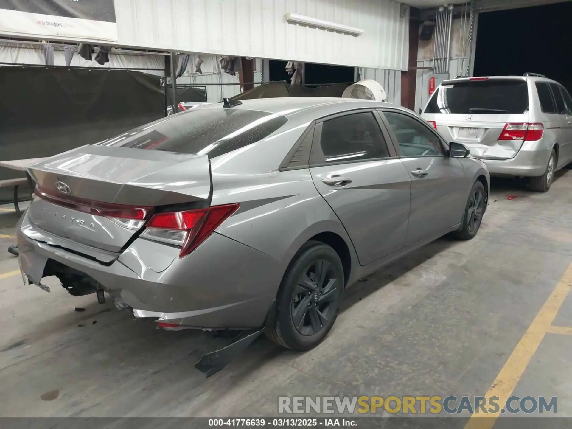4 Photograph of a damaged car KMHLM4AG9NU271624 HYUNDAI ELANTRA 2022