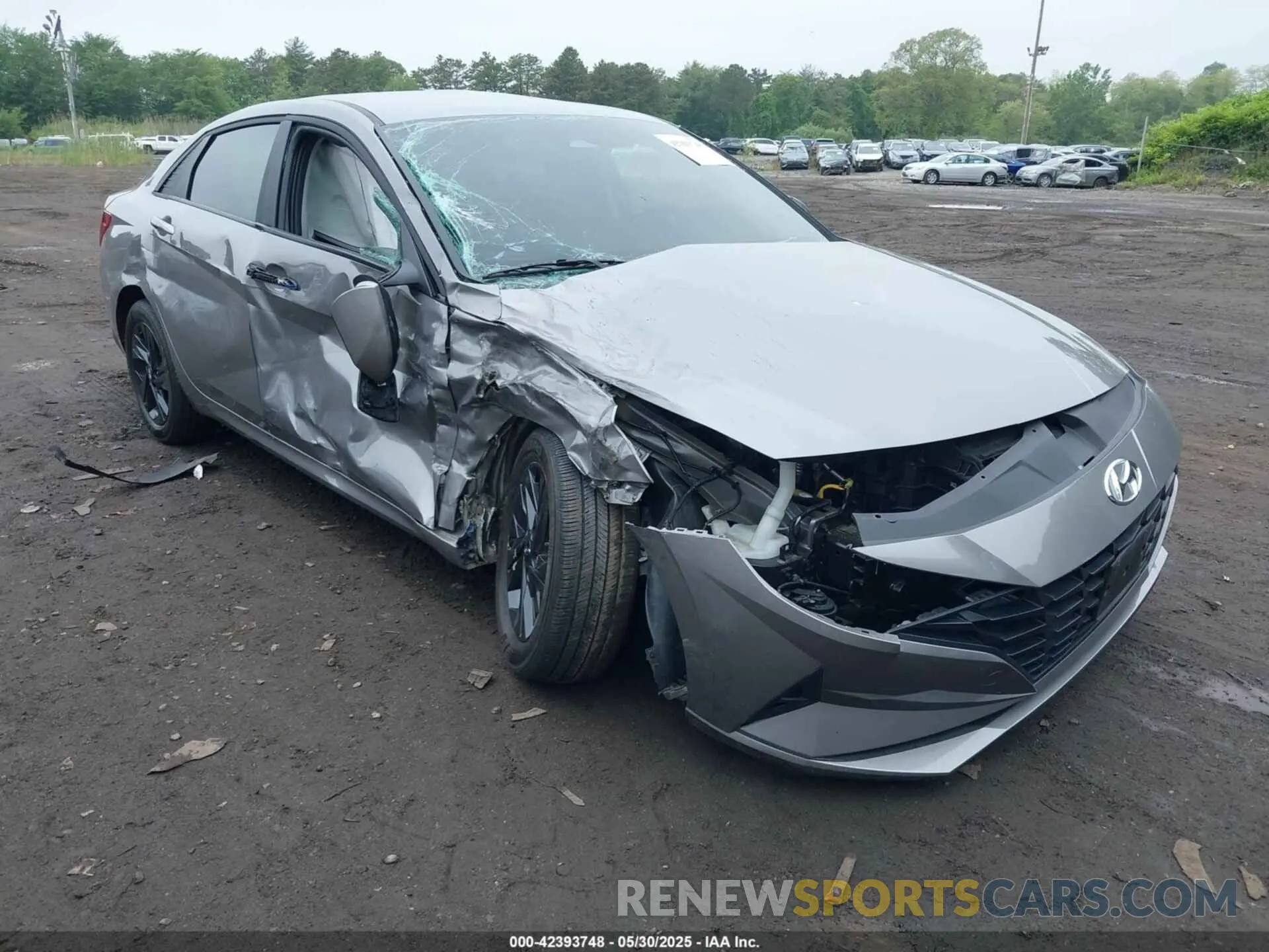 1 Photograph of a damaged car KMHLM4AG9NU283367 HYUNDAI ELANTRA 2022