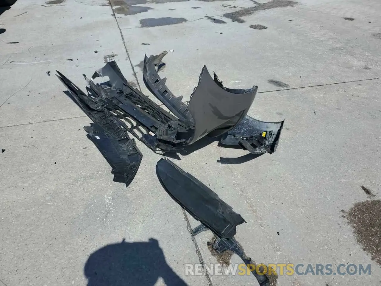 14 Photograph of a damaged car KMHLM4AG9NU311619 HYUNDAI ELANTRA 2022