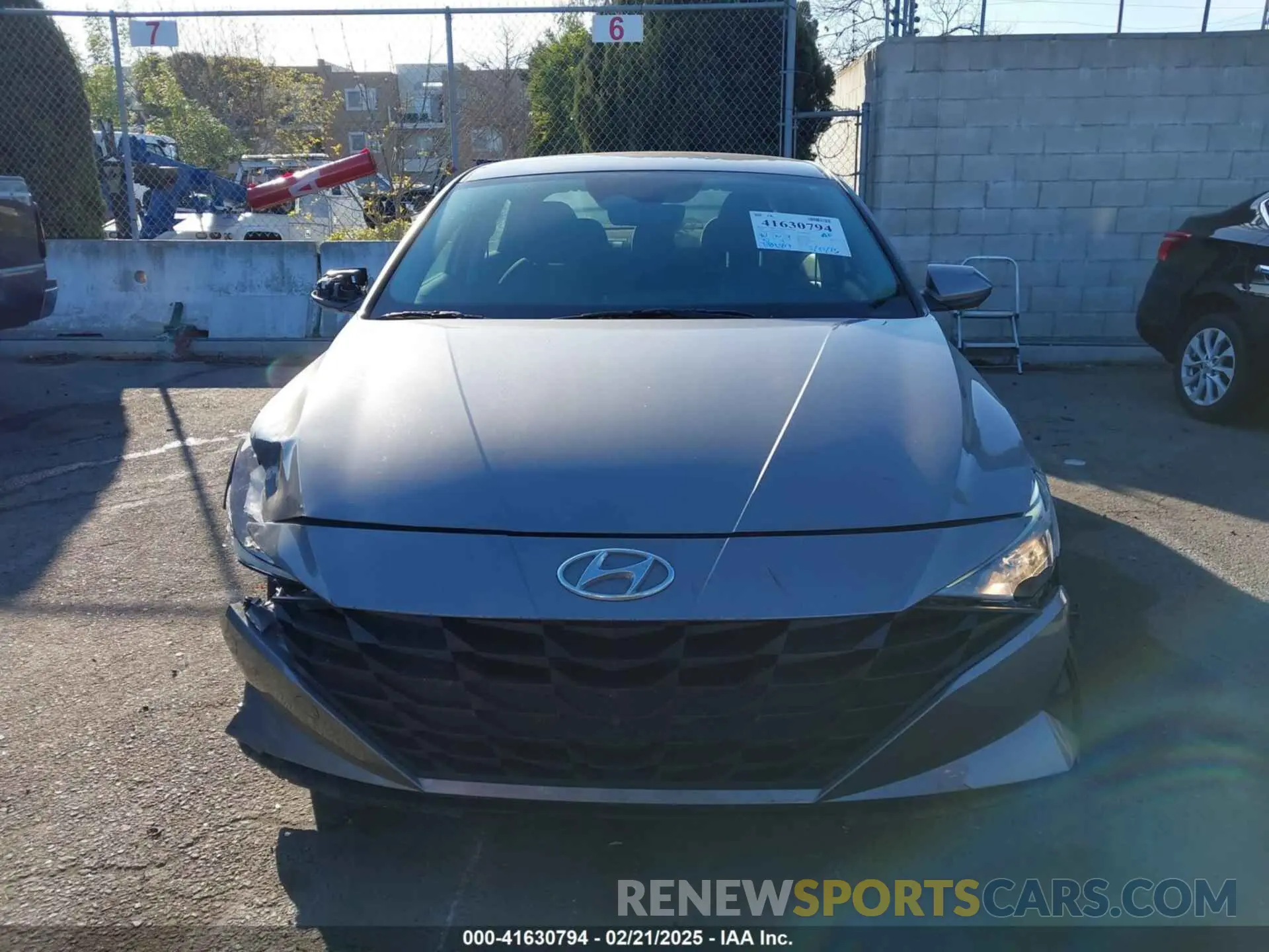 13 Photograph of a damaged car KMHLM4AG9NU322152 HYUNDAI ELANTRA 2022