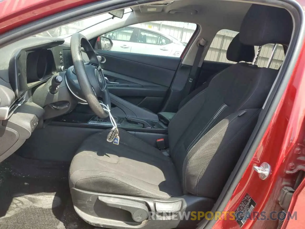 7 Photograph of a damaged car KMHLM4AG9NU354177 HYUNDAI ELANTRA 2022