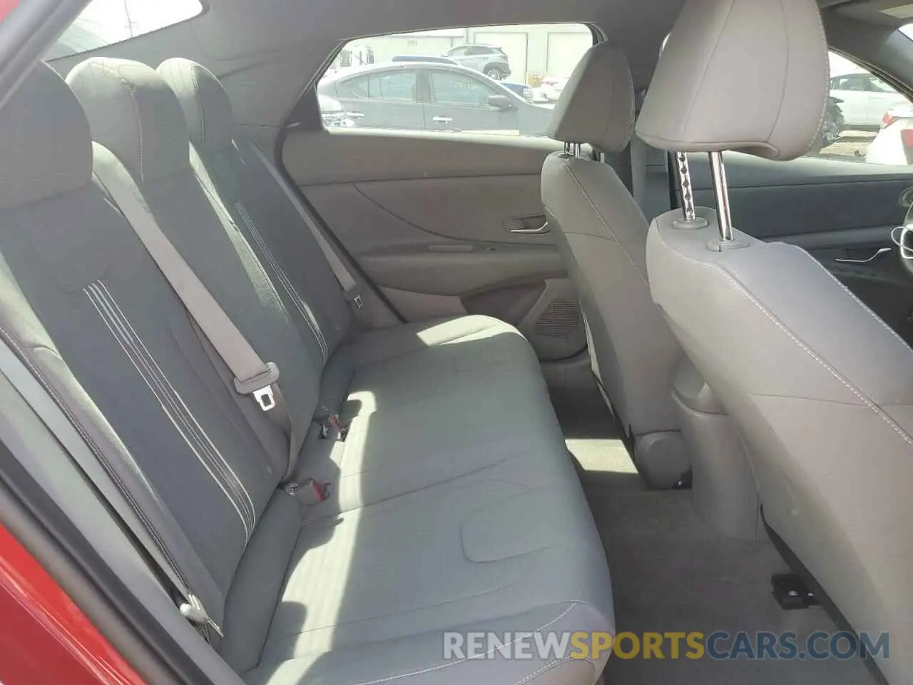 10 Photograph of a damaged car KMHLM4AGXNU245288 HYUNDAI ELANTRA 2022