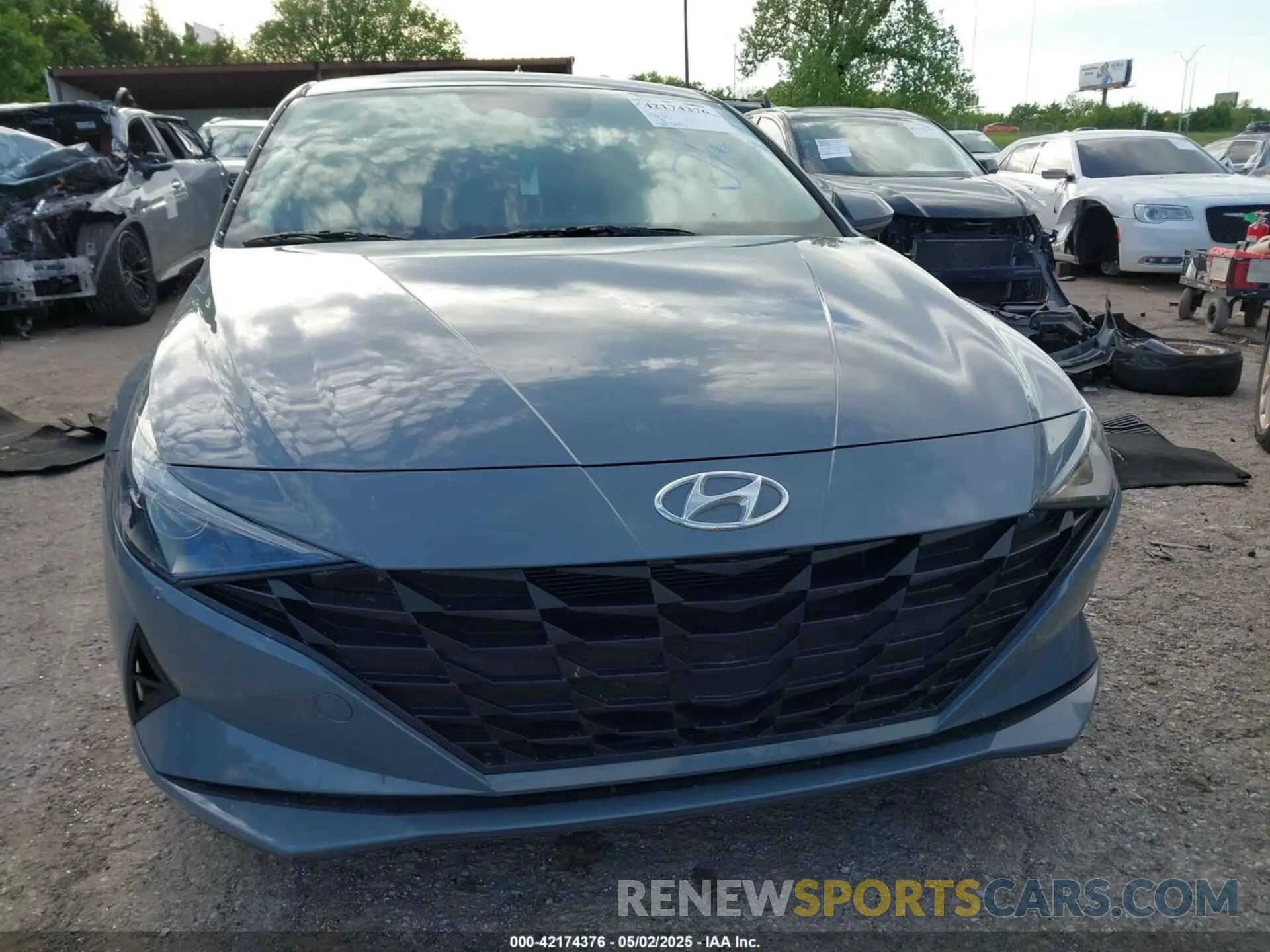 13 Photograph of a damaged car KMHLM4AGXNU318692 HYUNDAI ELANTRA 2022