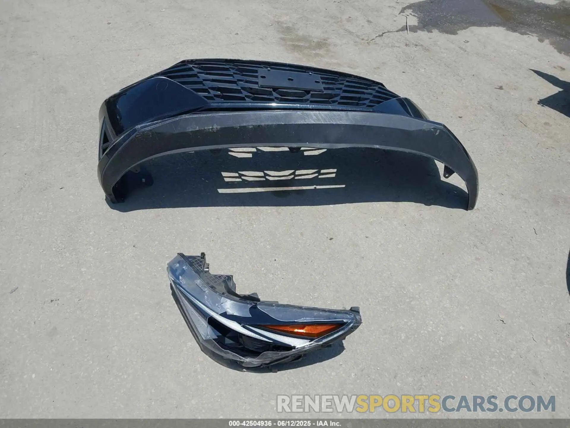 12 Photograph of a damaged car KMHLM4AGXNU361204 HYUNDAI ELANTRA 2022