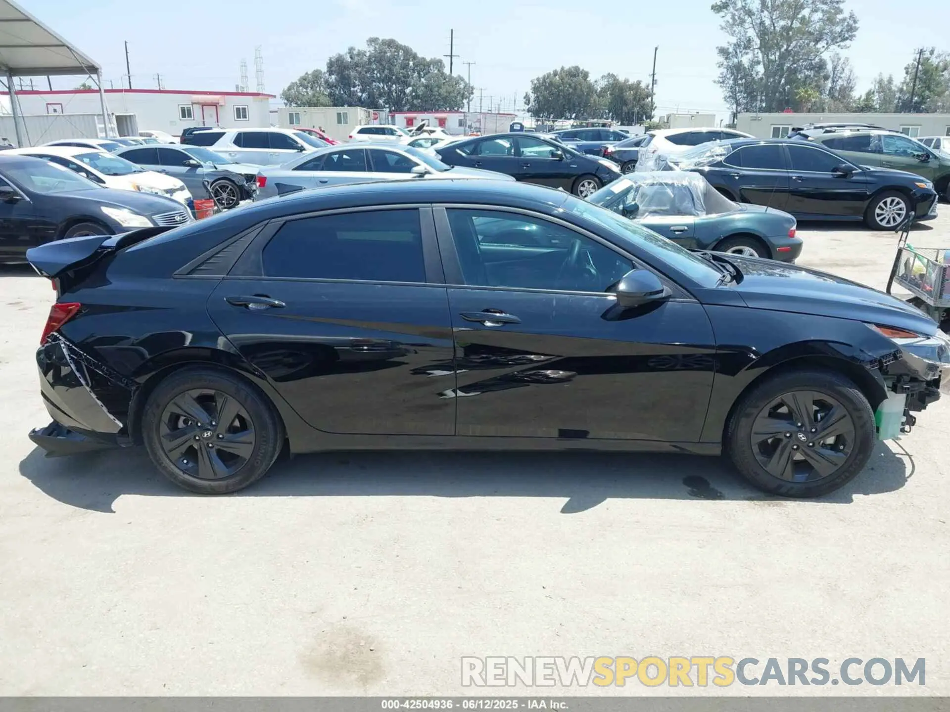 14 Photograph of a damaged car KMHLM4AGXNU361204 HYUNDAI ELANTRA 2022