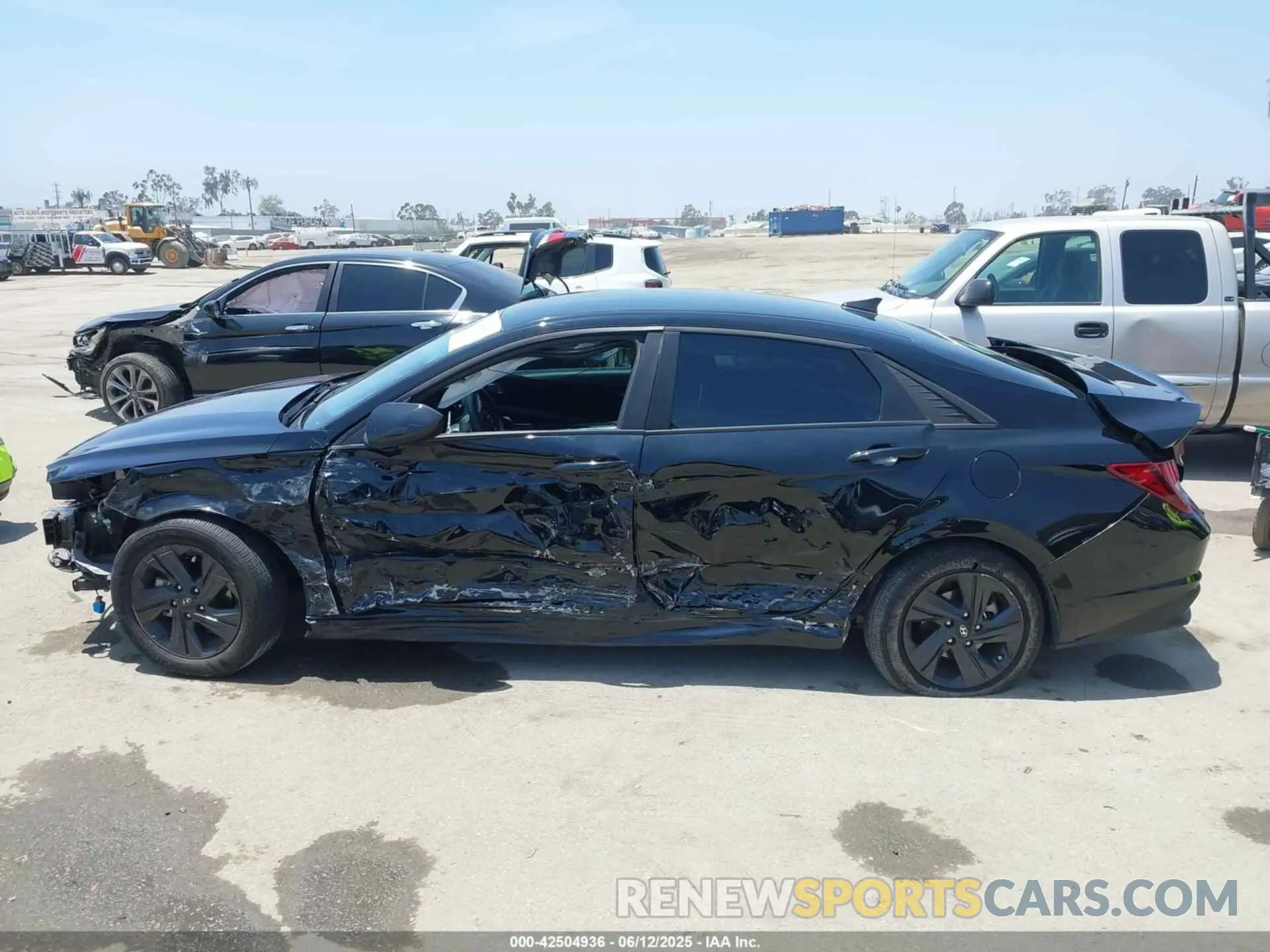 15 Photograph of a damaged car KMHLM4AGXNU361204 HYUNDAI ELANTRA 2022