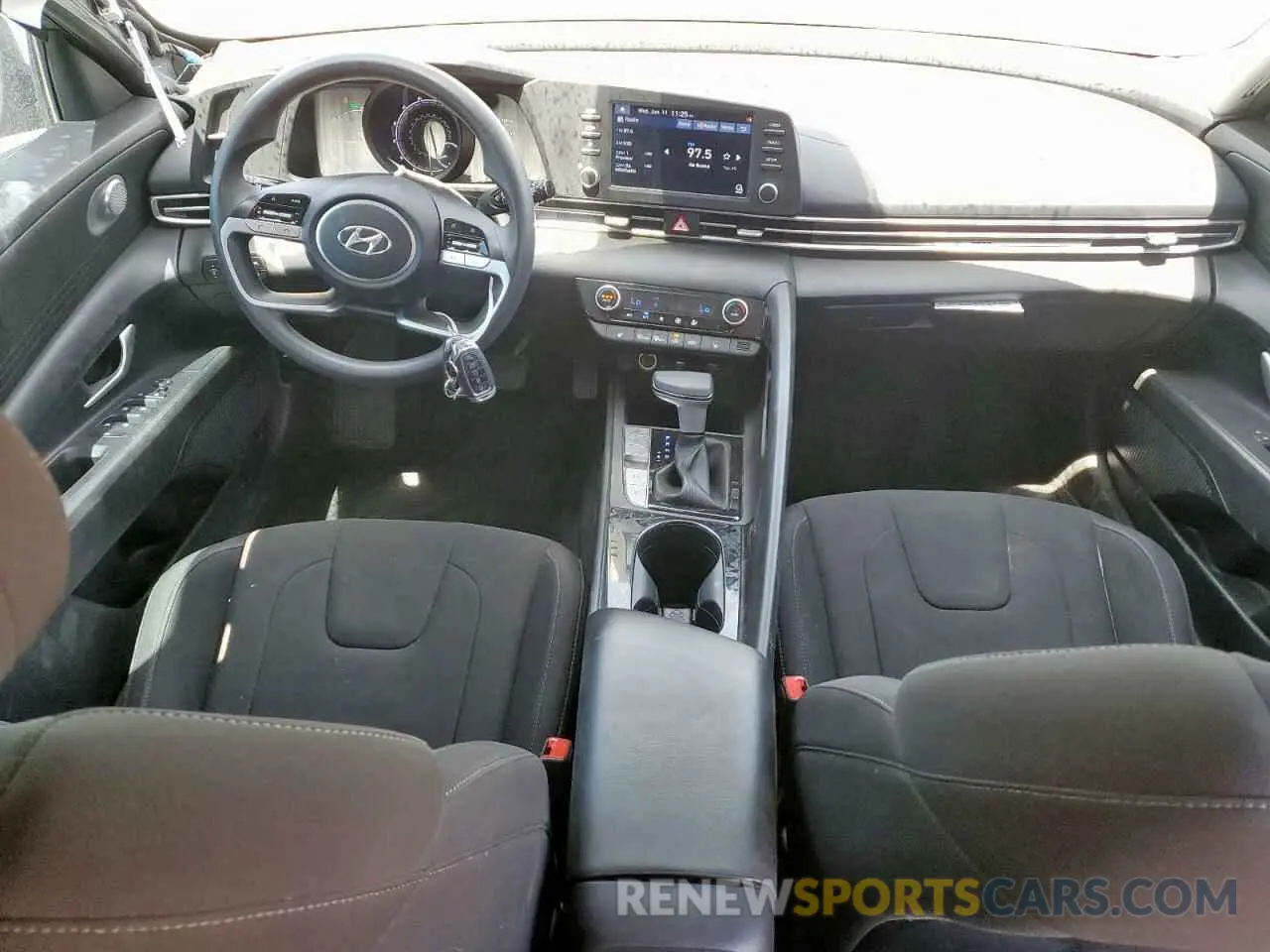 8 Photograph of a damaged car KMHLM4AJ4NU028623 HYUNDAI ELANTRA 2022