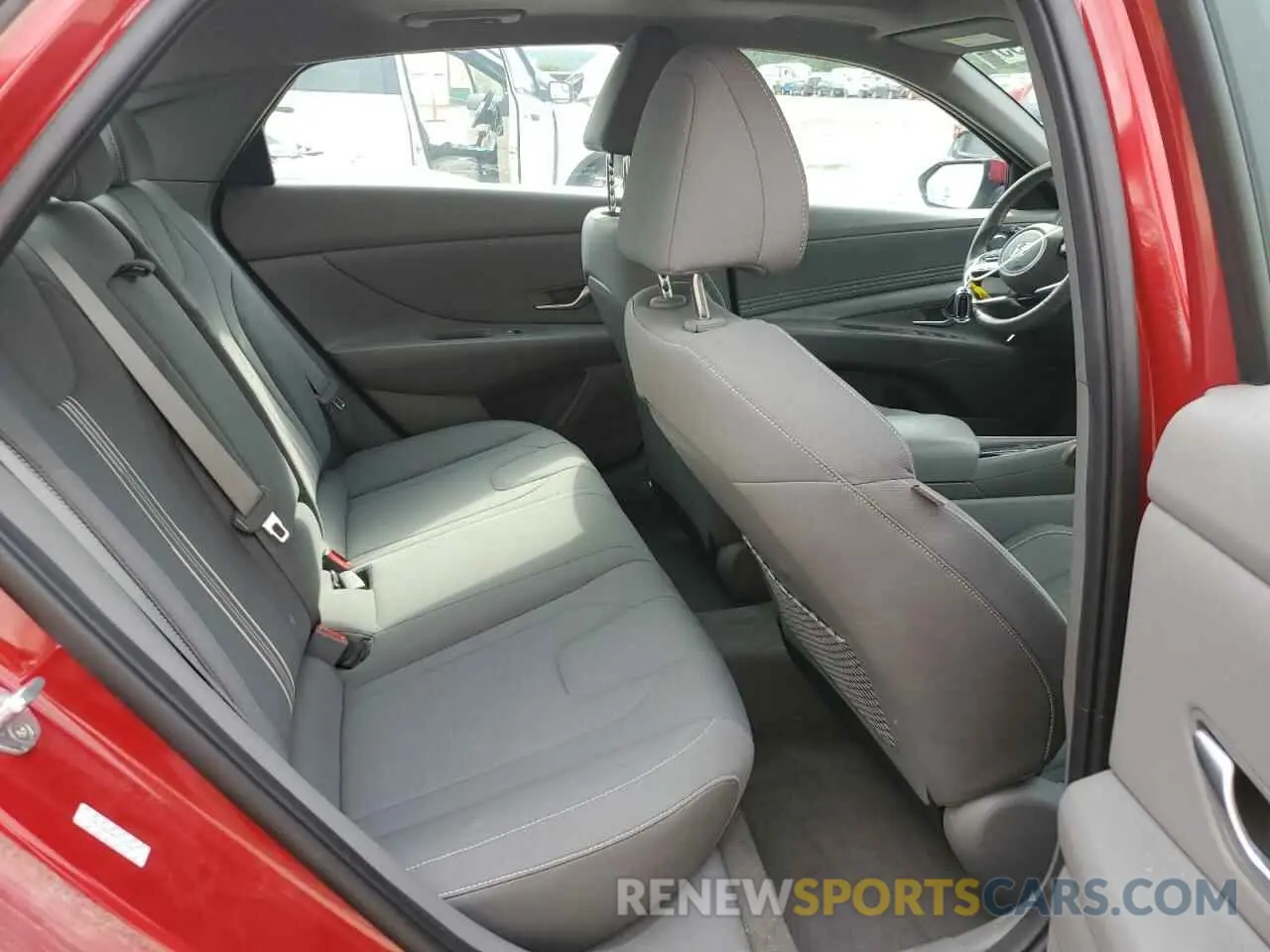10 Photograph of a damaged car KMHLN4AG0NU337507 HYUNDAI ELANTRA 2022