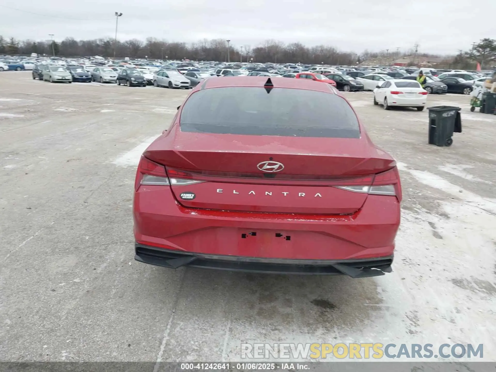 16 Photograph of a damaged car KMHLN4AG1NU300174 HYUNDAI ELANTRA 2022